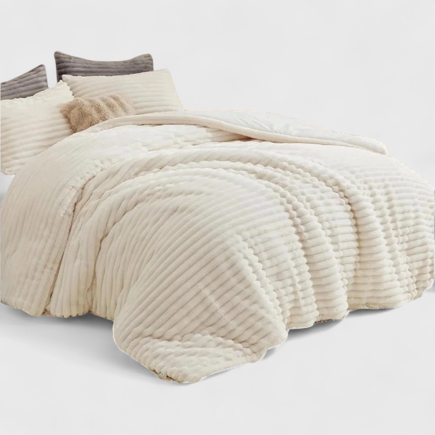 Snohwila Comforter Set