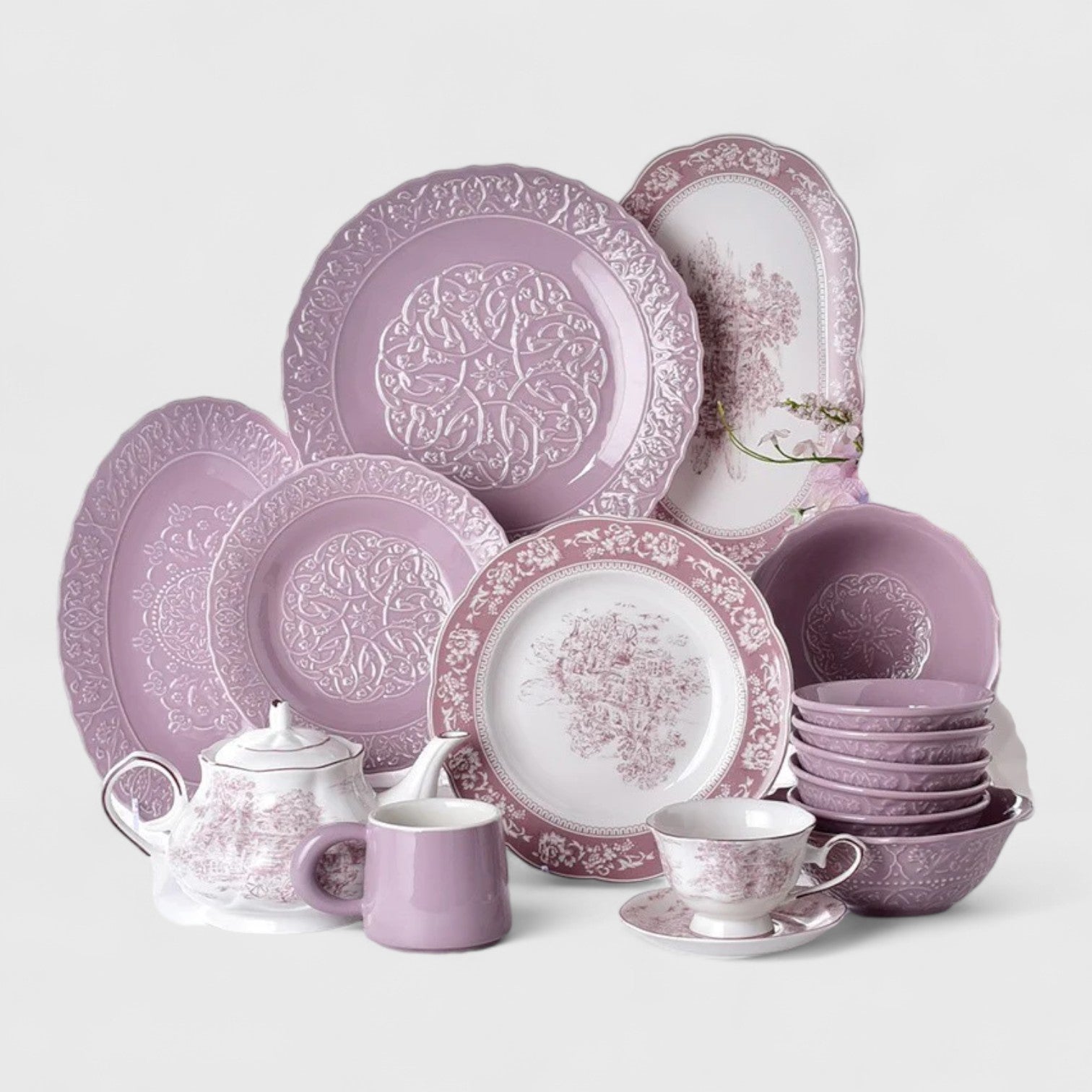 Lavadene Dining Set