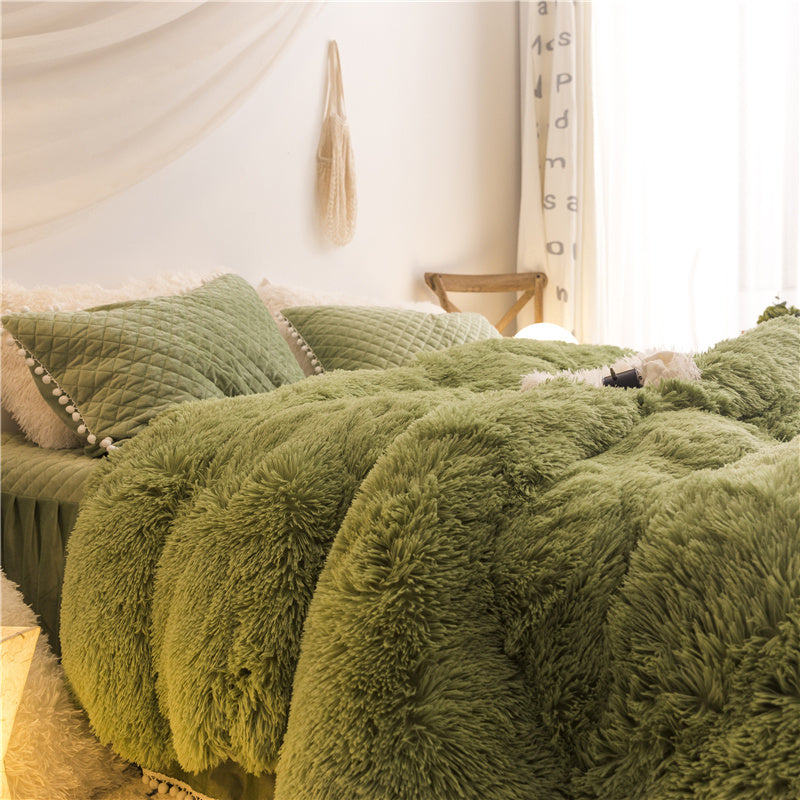 Fluffy Bed Set
