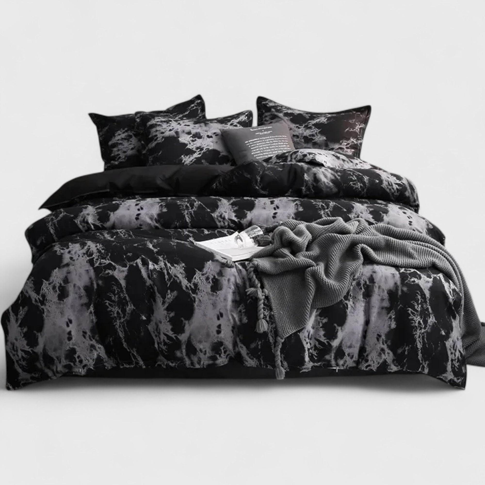 Carle Bed Set