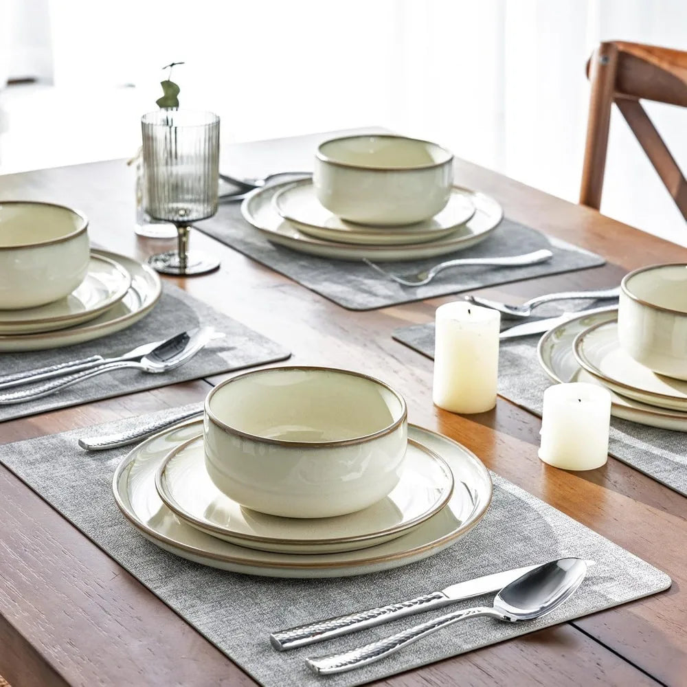 Caniyr Dining Set