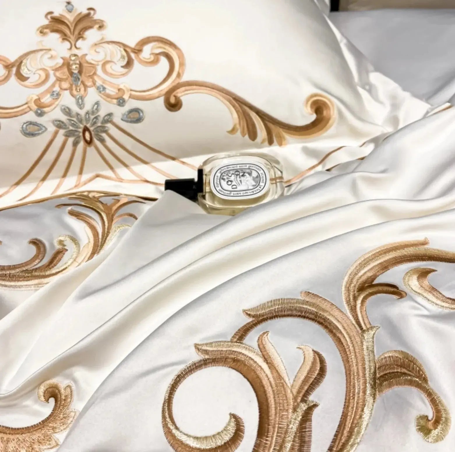 Luxury Royal Gold Embroidery Set Ciana Luxury Living
