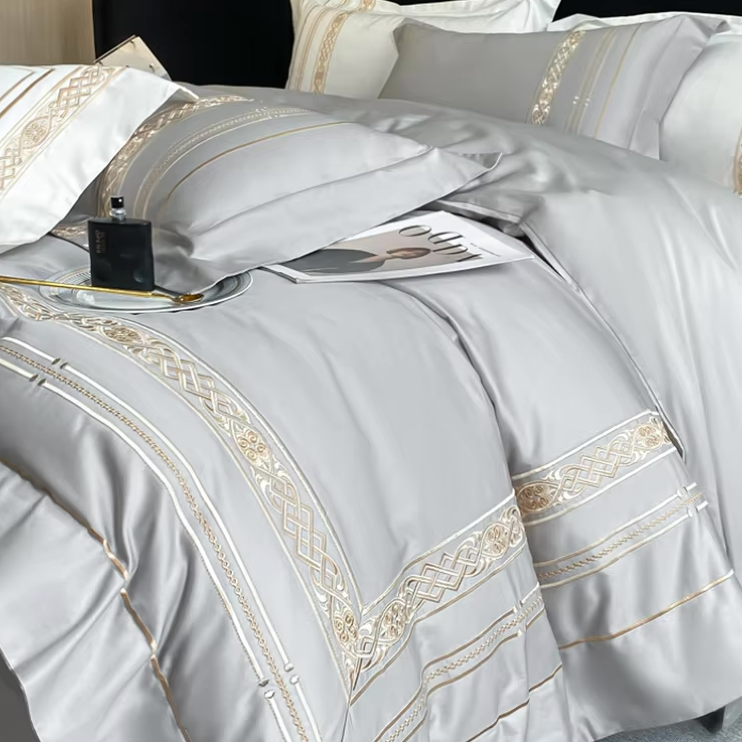 Lavish Grace Bed Set